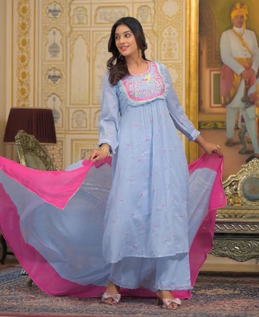 CRYSTAL EMBRELED TRIO