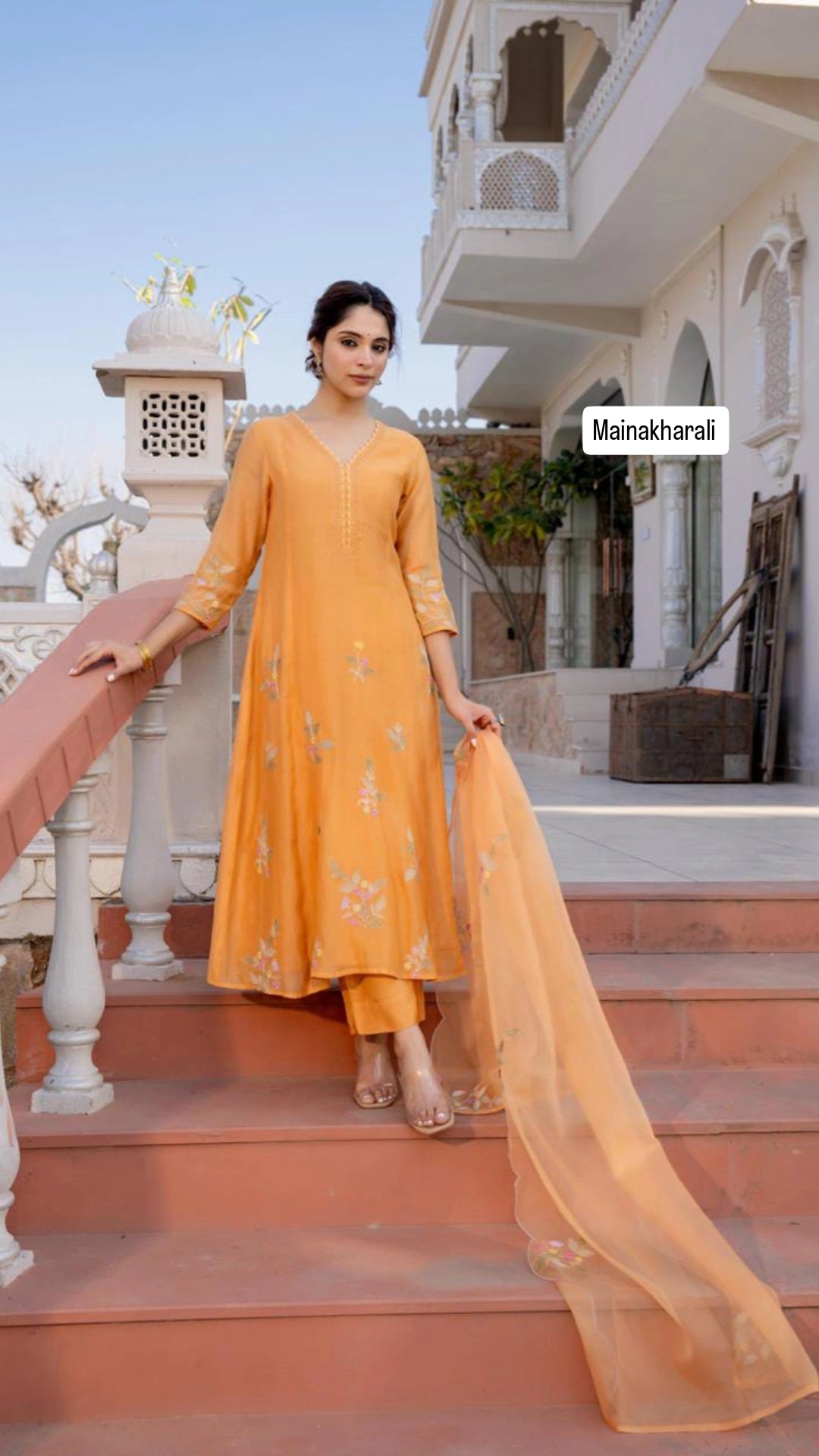 Saffron Breeze