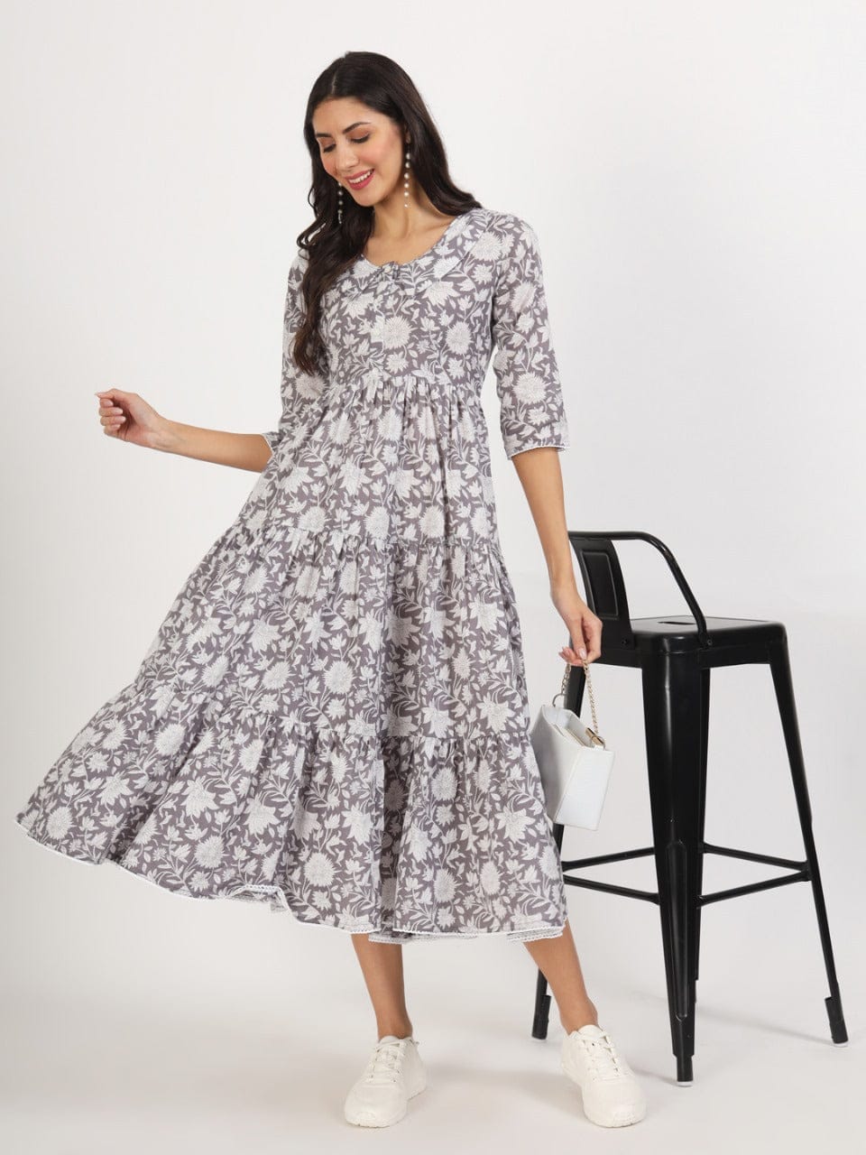 Elegant Grey Blossom A-Line Dress