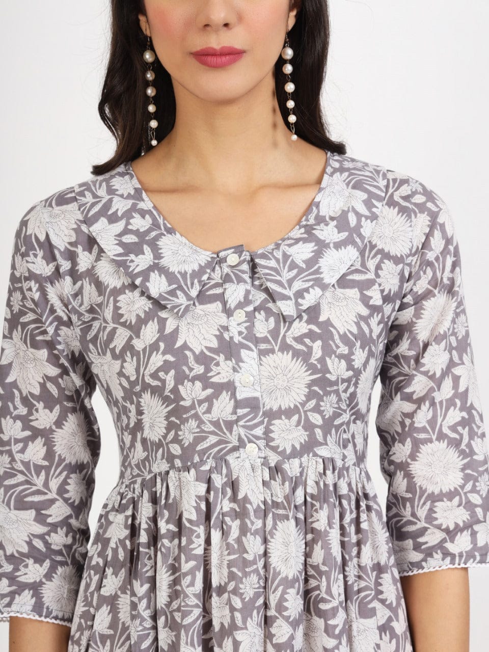Elegant Grey Blossom A-Line Dress
